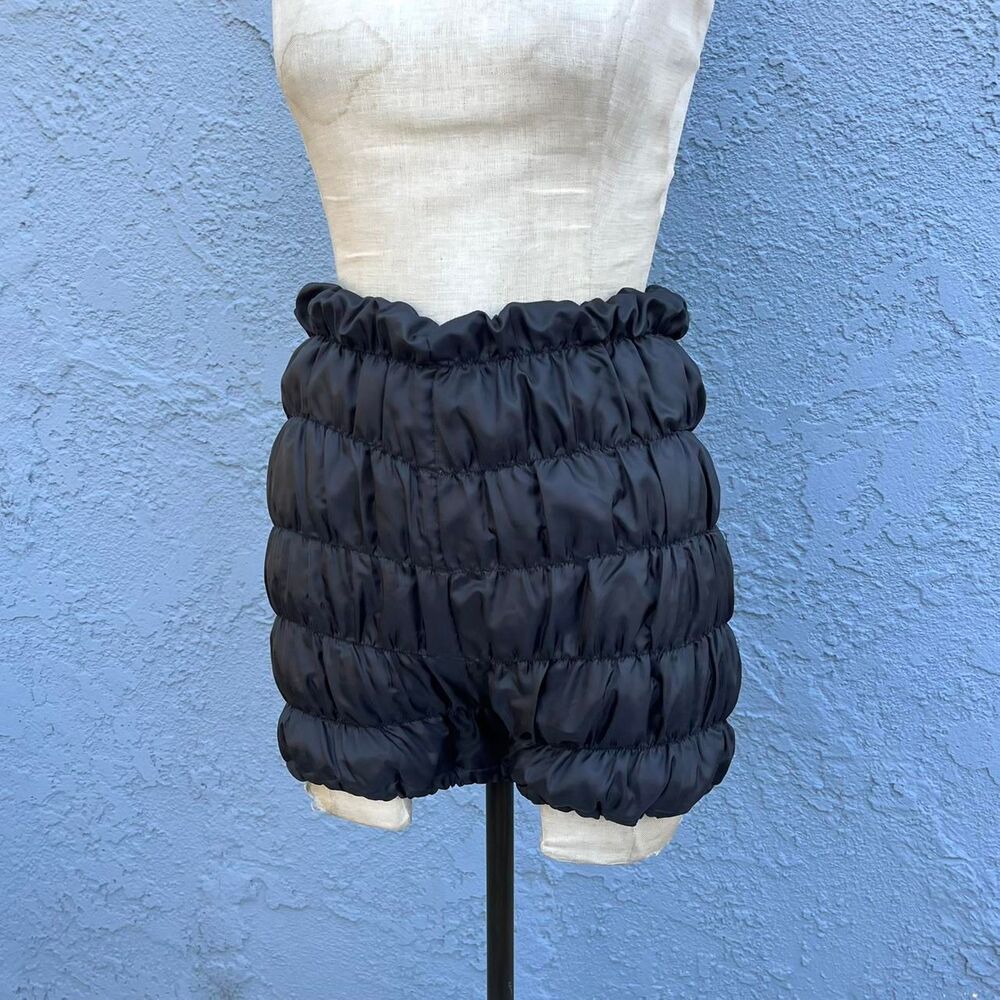 Black Puffer Shorts Quilted Bloomers Sizez Small